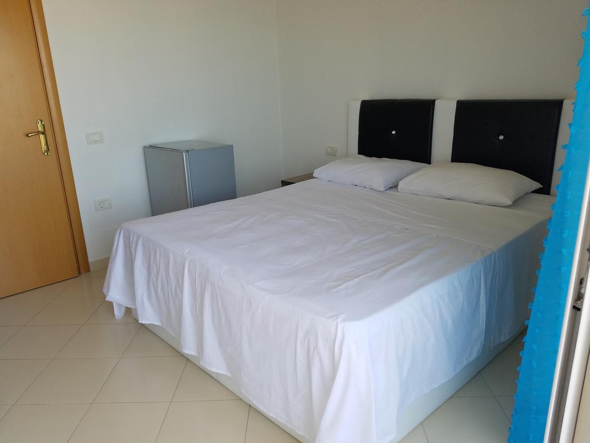 Sunset Hotel Roza วญอเรอ ภายนอก รูปภาพ